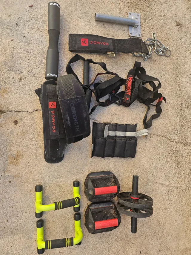 Accesorios Gimnasio: Rueda Abdominal, Mancuernas