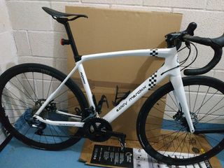 Bici carbono Eddy Merckx Lavadero 68