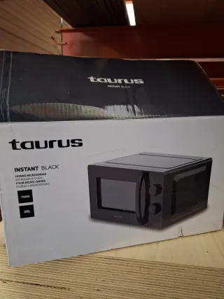 Microondas Taurus Instant Black 700W 20L