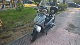 Piaggio Beverly 500