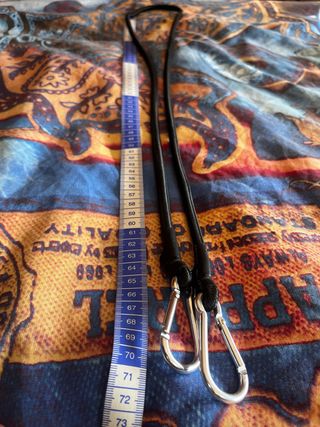 Cuerda elástica con 2 mosquetones