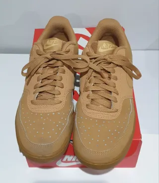 Zapatillas Nike Mujer Beige/Marrón