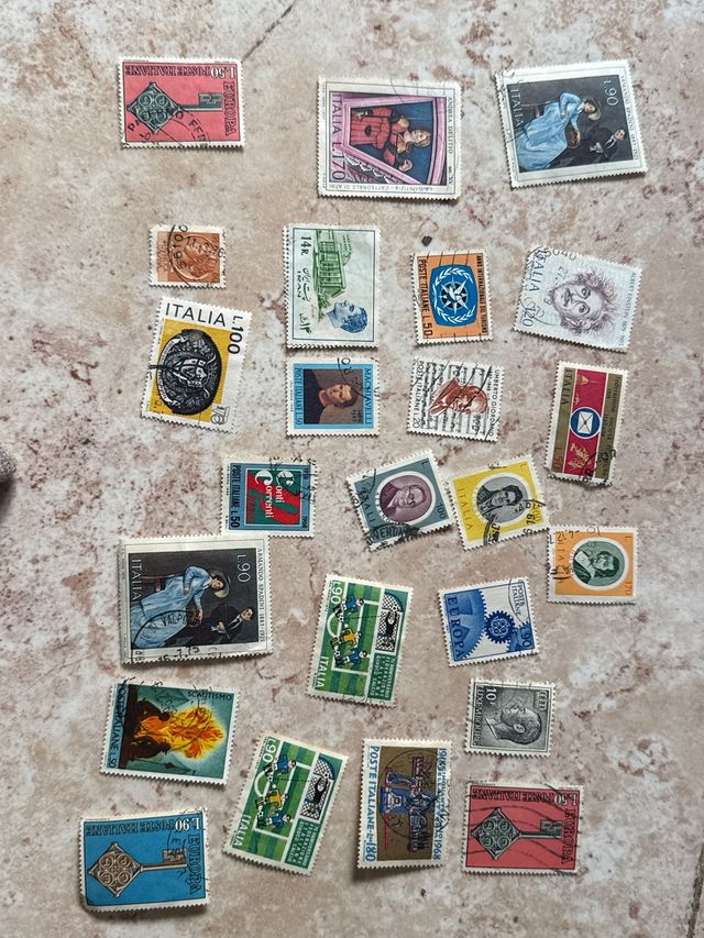 Lote 24 sellos italianos antiguos