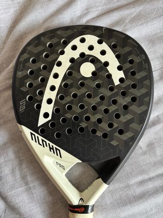 Pala de pádel Head Alpha Pro y funda Bullpadel