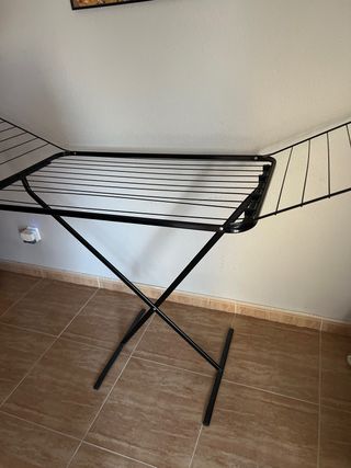 Tendedero metálico plegable negro