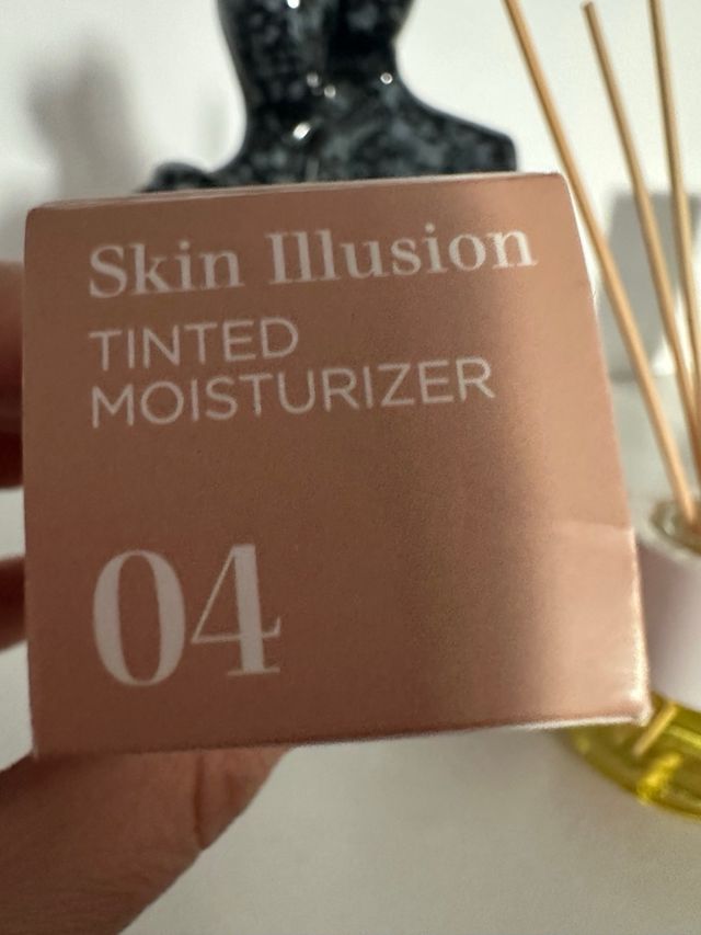 Clarins Skin Illusion 04 Tinte Beige