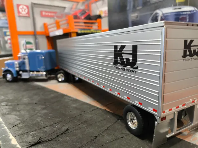 Caminhão reboque rápido Forious