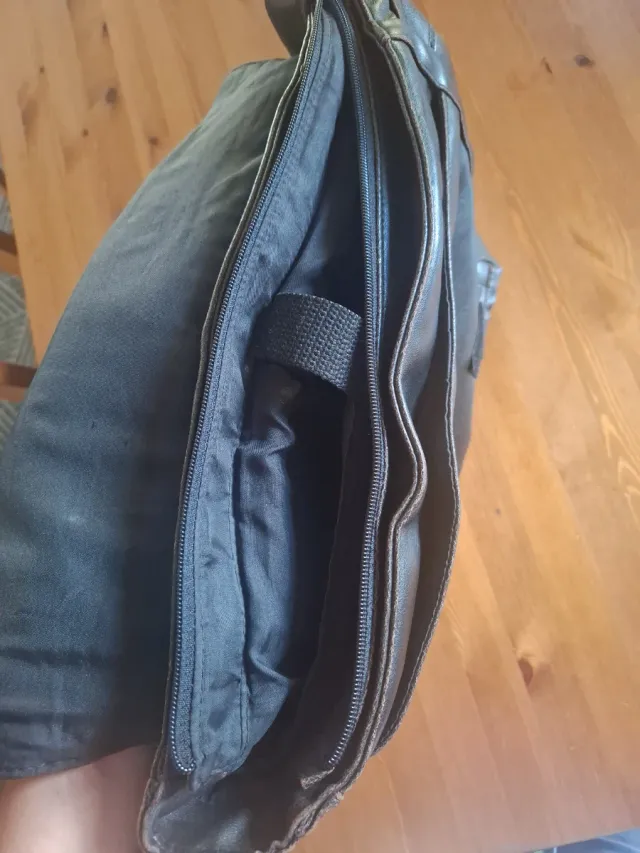 Bolso bandolera portátil y docum. piel sintética