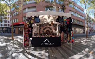 La Paradeta - Plata de ley, acero, mochilas