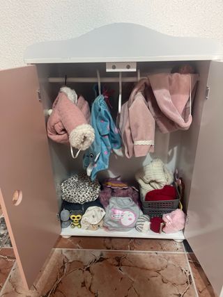 Armario y Cuna para Muñecas “MIMITTOS”