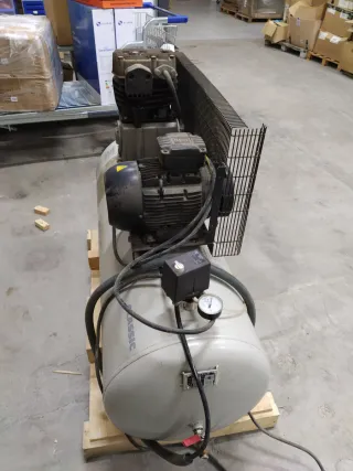 Compresor de aire industrial 300L