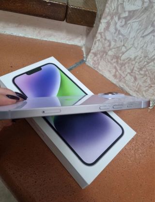 iPhone 14 Plus Morado