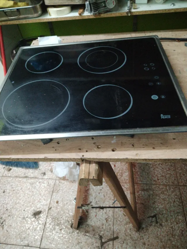 Placa Vitrocerámica Teka 4 fuegos