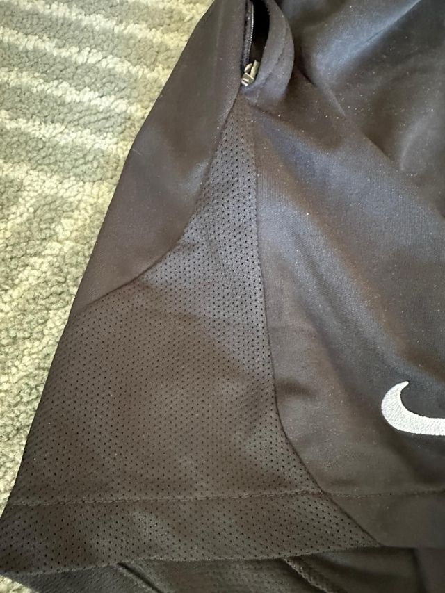 Pantalón corto Nike negro