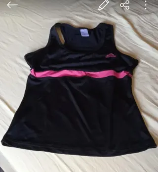 Camisetas y sudadera