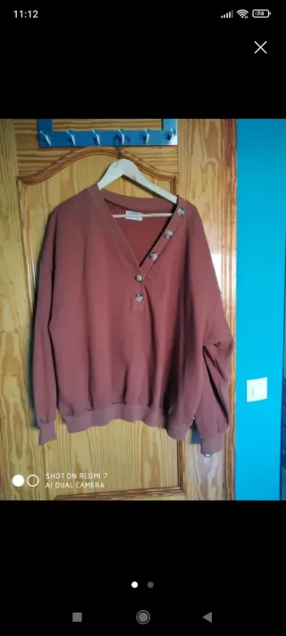 Camisetas y sudadera