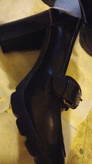 Zapatos Kylie Negros y Burdeos