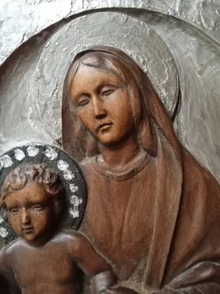 38CMX30CM. ANTIGUA TALLA MADERA VIRGEN CON NIÑO