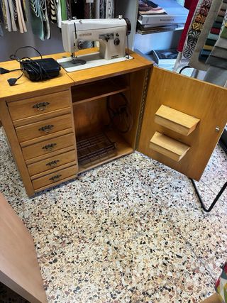 Máquina de coser Wertheim manual y motor