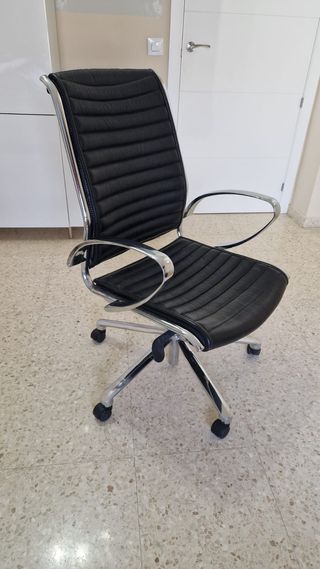 Silla de oficina ejecutiva cuero negro