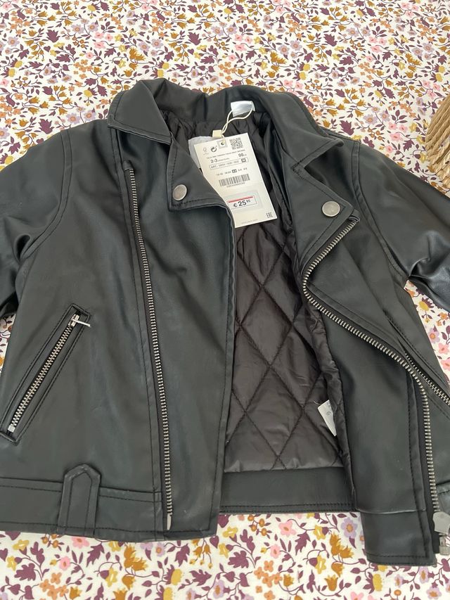 Cazadora cuero niño o niña negra