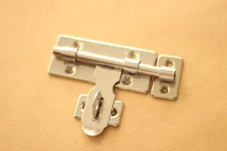 Cerradura de barril para puerta.