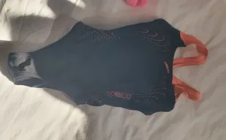 Bañador Speedo niña + gorro regalo