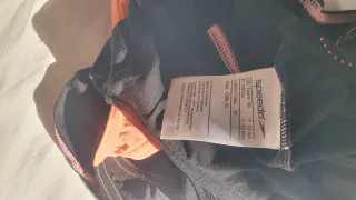 Bañador Speedo niña + gorro regalo