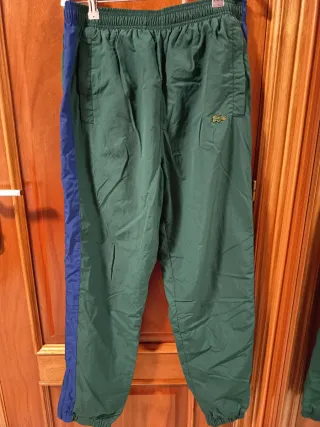 Pantalón chándal Lacoste verde y azul