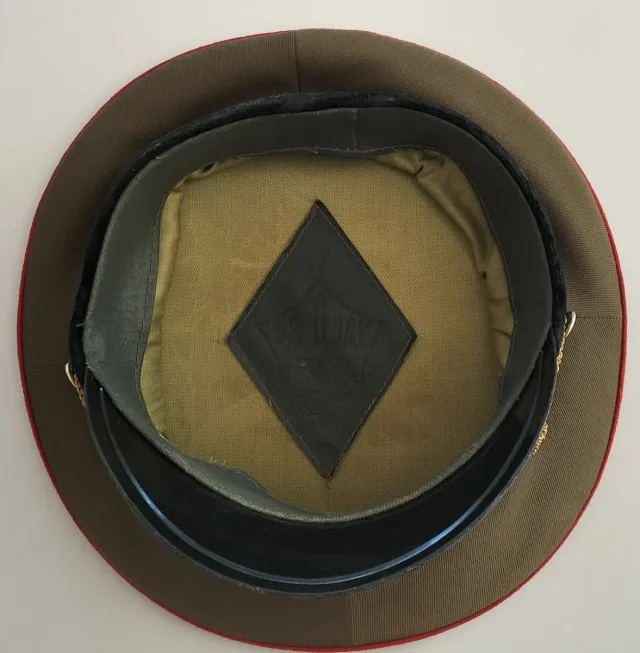 Gorra de plato soviética militar