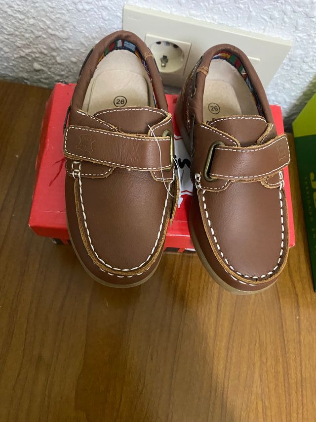 Zapatos niño piel talla 26