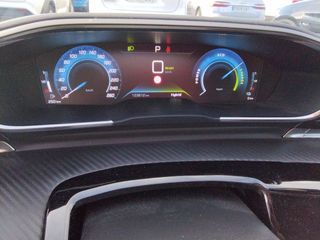 PEUGEOT 508 5P Allure 225 e-EAT8 5 Puertas