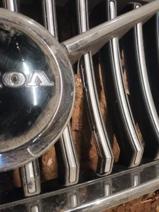 Parrilla Delantera Volvo XC90