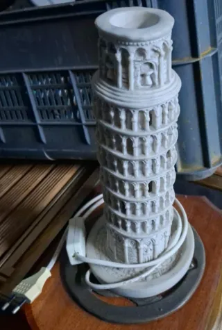 Lampada Torre di Pisa Resina Anni '70