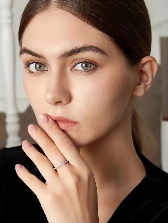 Anello Solitario Argento 925 Moissanite