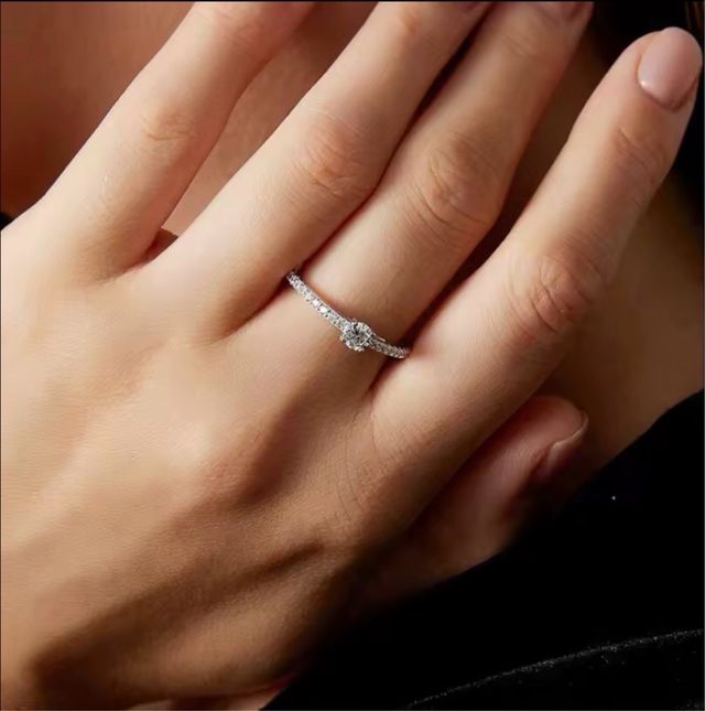 Anello Solitario Argento 925 Moissanite