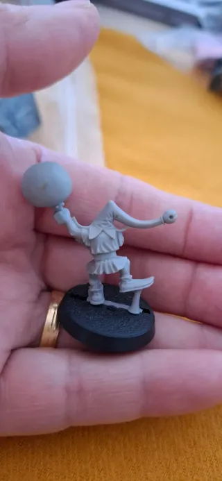 Pack 2 Miniaturas Goblin con Cadena y Bola