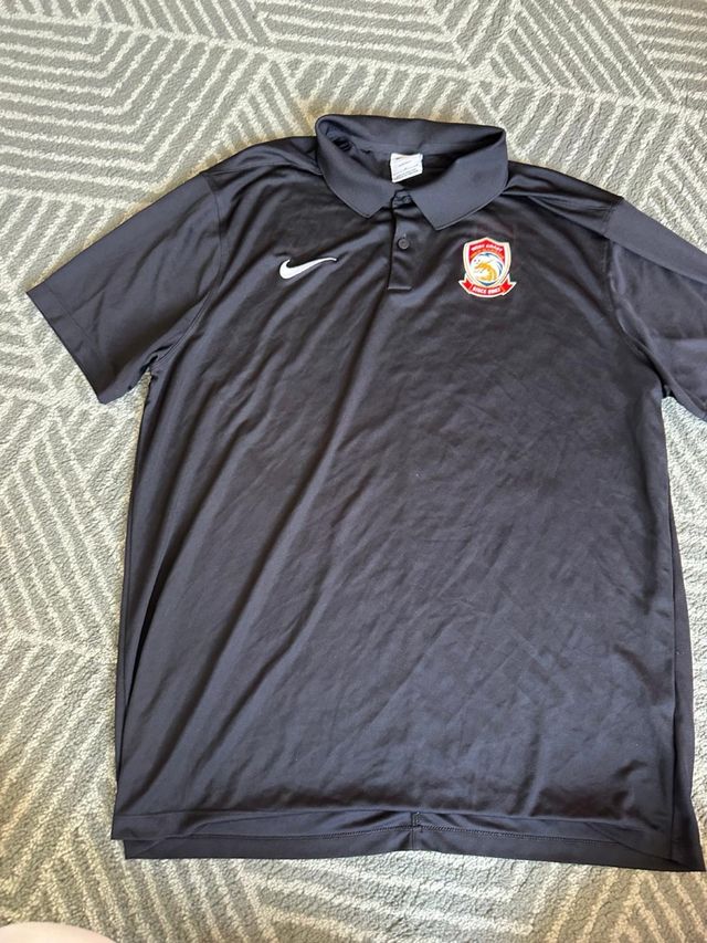 Polo Deportivo Nike Negro