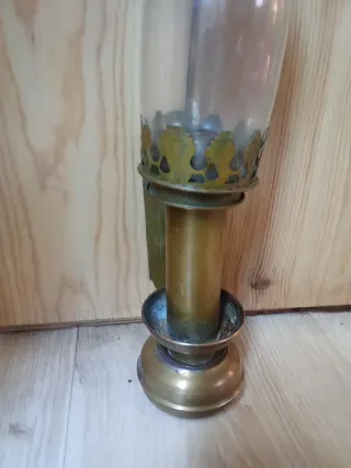 Lámpara antigua de bronce