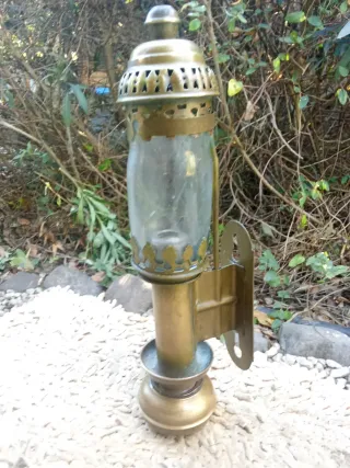 Lámpara antigua de bronce