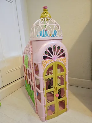 Castello Barbie rosa