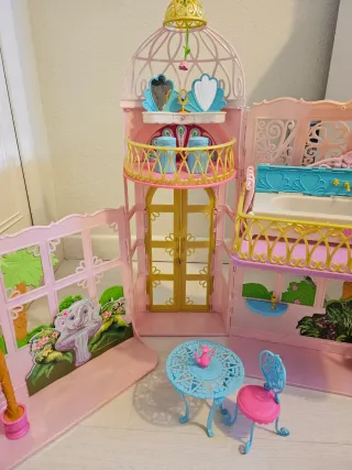 Castello Barbie rosa