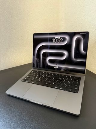 MacBook M1 Pro 14’ 16GB 512GB 2021 Impecable!