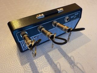 Llavero Mini Ampli Fender con 3 Llaveros Jack