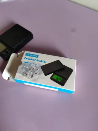 Báscula Bolsillo 500g x 0.01g nueva a estrenar