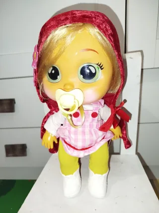 Cry Babies Caperucita Roja