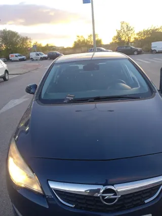 Opel Astra 2010