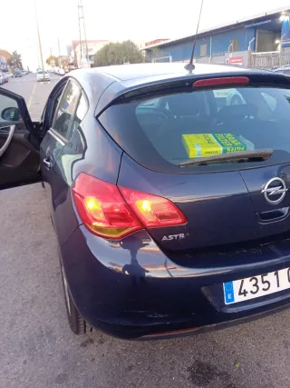 Opel Astra 2010