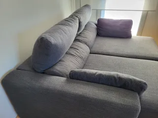 Sofá Eskilstuna 2 plazas tela gris