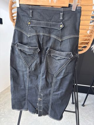 Falda Guess Premium Botones Delanteros